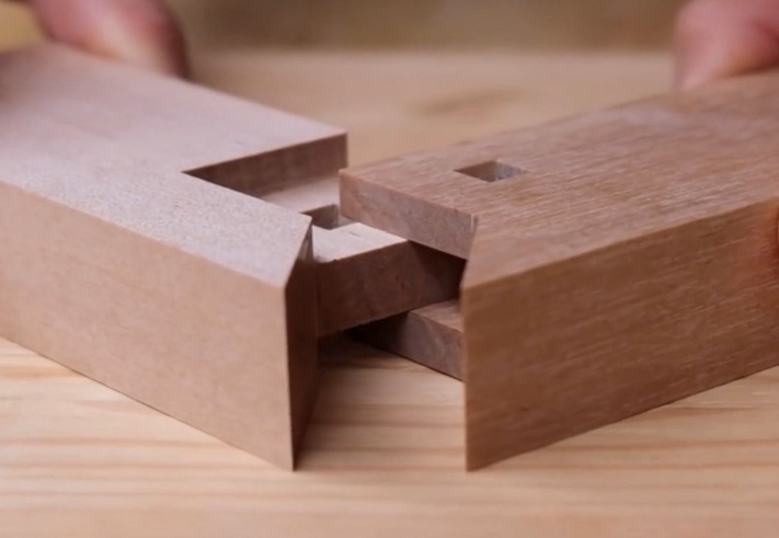 Chinese Mortise and Tenon Manufacturing 120