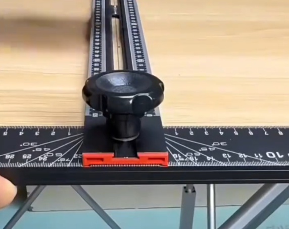 Tolerances and Precision in Wood Milling